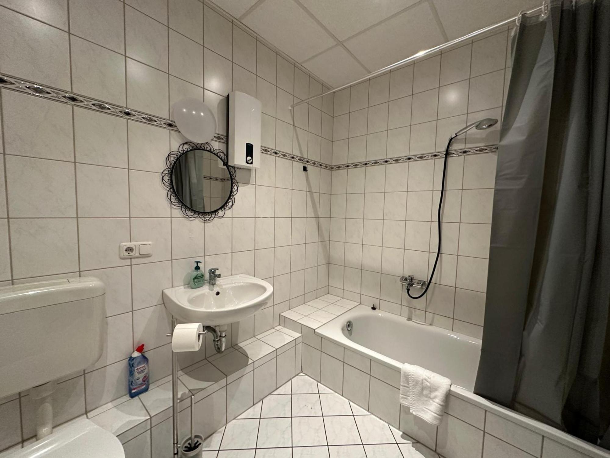 Suite4monteure I Kueche I Waschmaschine I Bis Zu 10 Personen